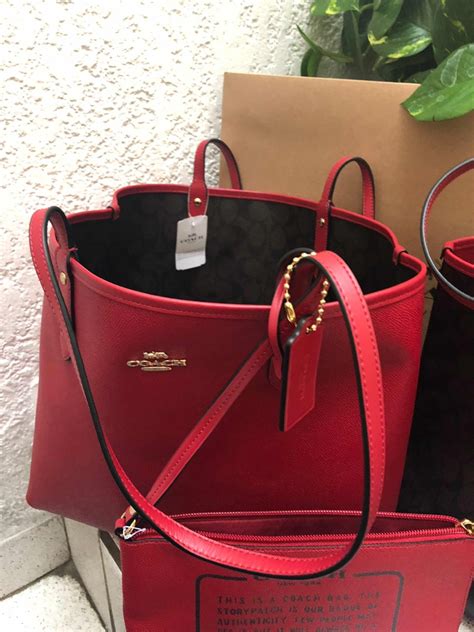 bolsa coach roja original precio|bolsas coach mujer.